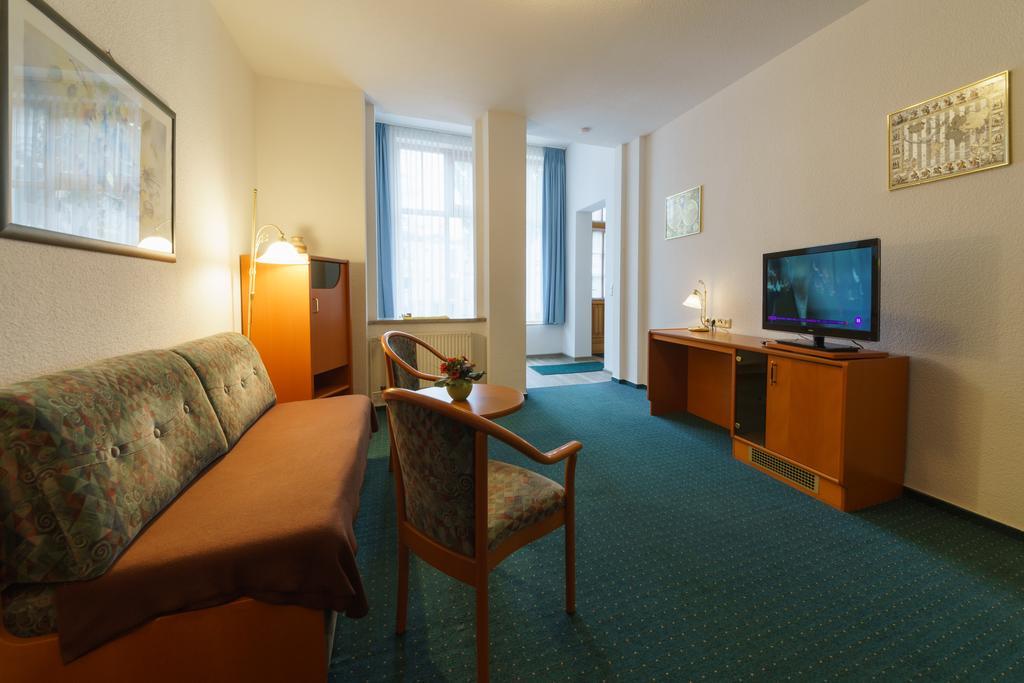 Haus Alexander Hotel Heringsdorf  Exterior photo