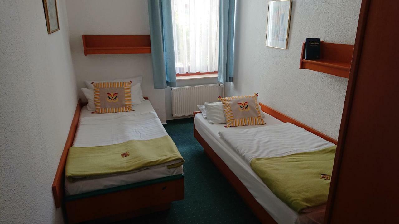Haus Alexander Hotel Heringsdorf  Exterior photo
